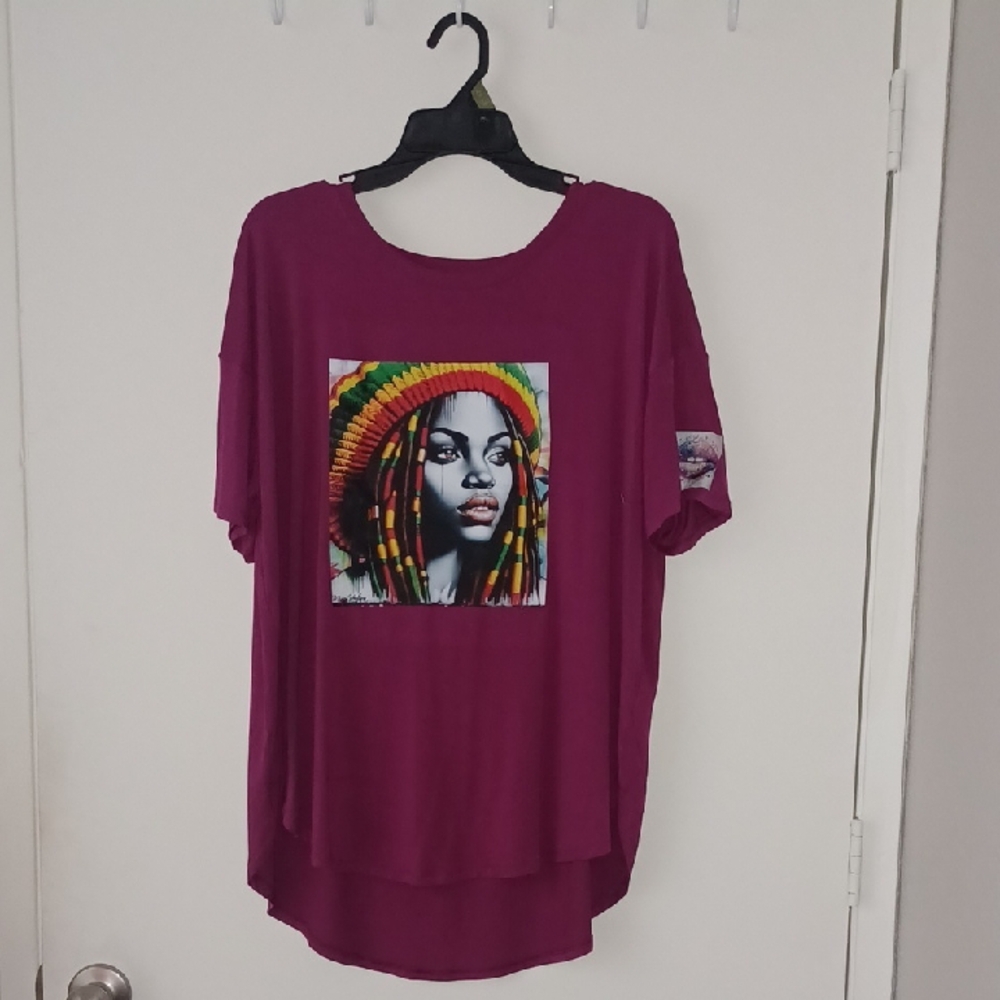 BURGANDY Tunic Relaxed Short Sleeve Tee